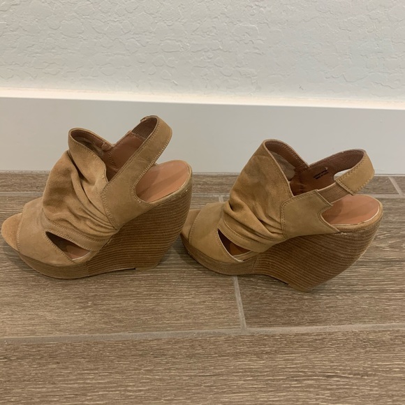 Joe’s Jeans Wedges - Picture 2 of 2